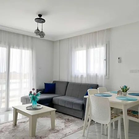 Royalsun Elite Iskele By Holidaykeys Apartment *