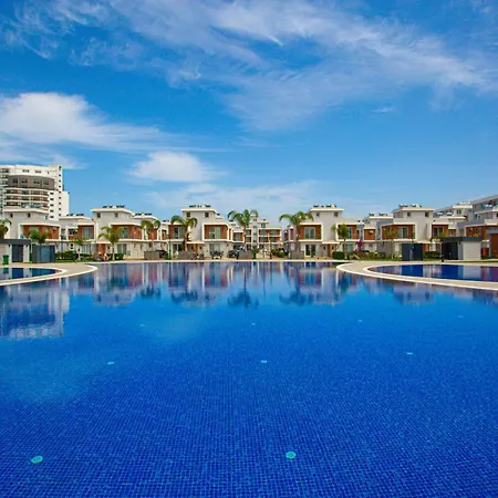 Royalsun Elite Iskele By Holidaykeys *